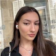 Cours de soutien scolaire, allant du niveau collège jusqu’en études supérieures